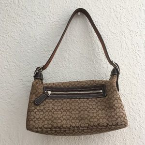 Couch shoulder purse